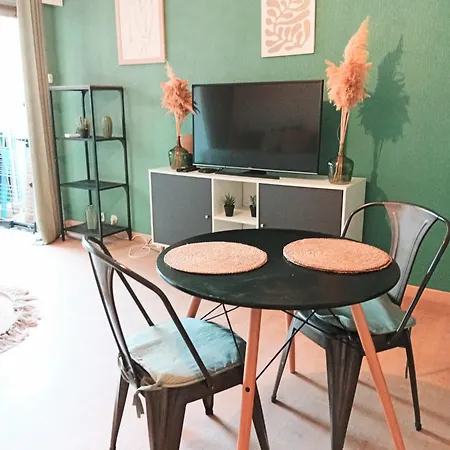 Bel Appartement, Climatisation, Internet, Terrasse Apartamento *